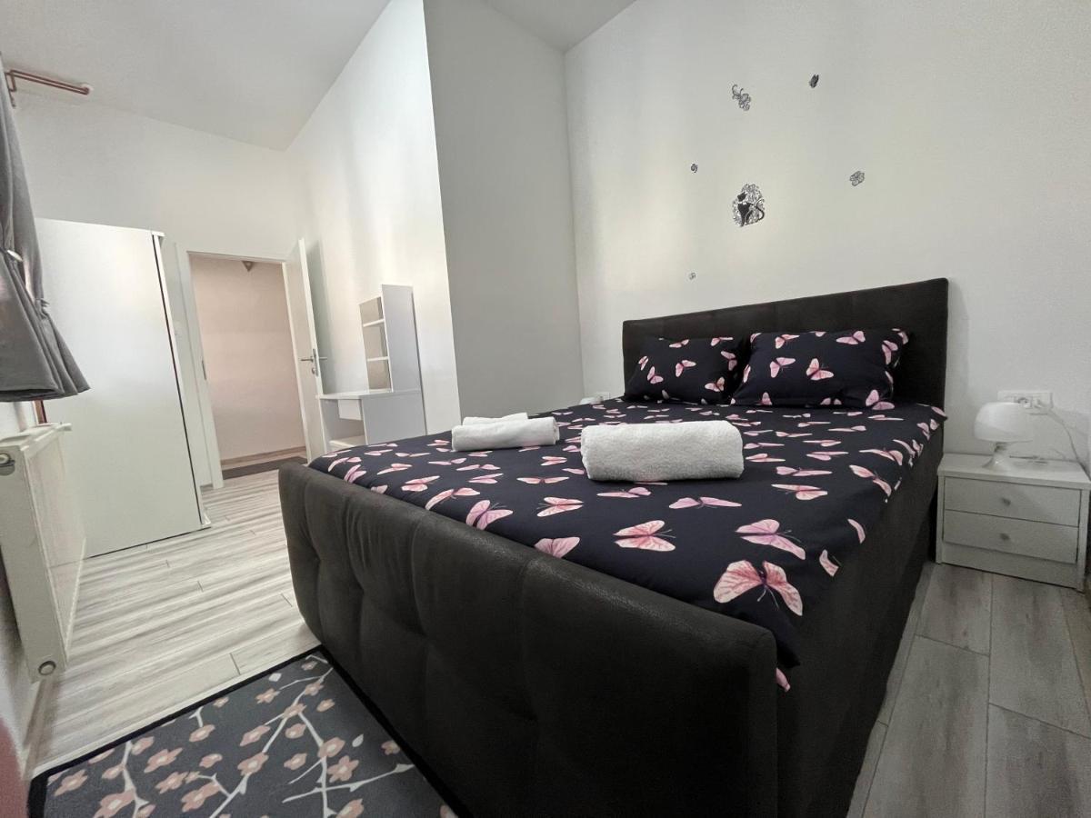 Apartment Tilia Otočac Eksteriør billede